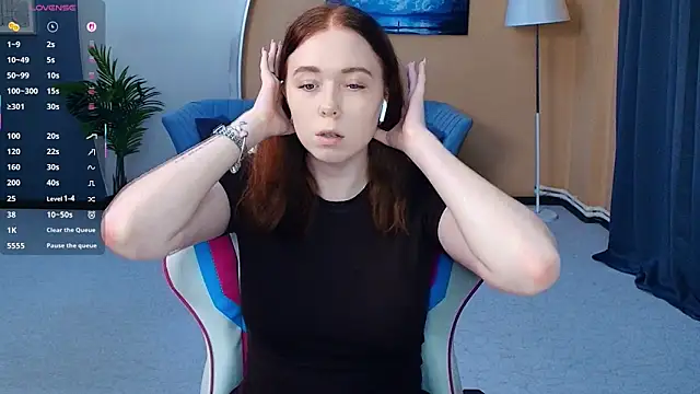 AddieOsler online show from May 25, 2026, 7:53 pm