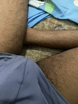 00000sl online show from December 3, 2025, 2:37 pm