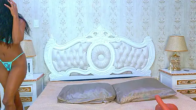 Kelly Swift online show from March 25, 2026, 3:23 am