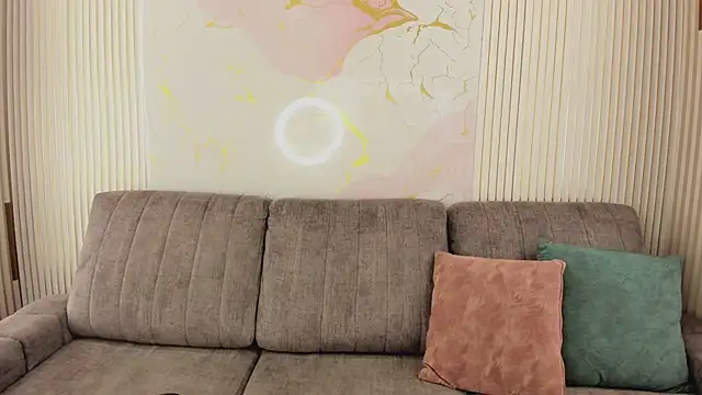 Snapshot of NhoanBrunette chatting on February 17, 2026, 1:07 pm NhoanBrunette online show from February 17, 2026, 1:07 pm