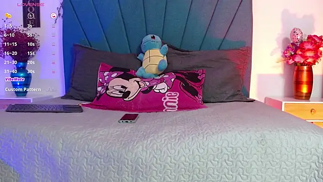 Stefany wish online show from November 19, 2025, 1:00 pm