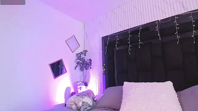 JanneBlossom  online show from March 20, 2026, 9:30 pm