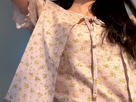 miku pipipi online show from November 8, 2025, 7:30 am