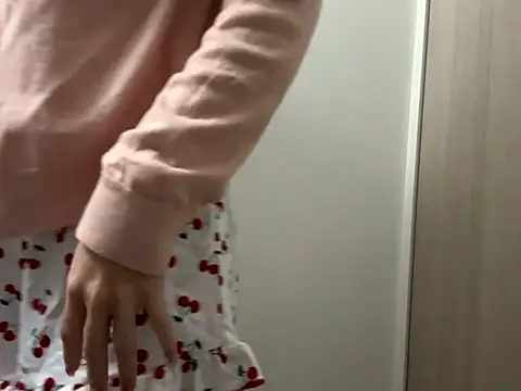 miku pipipi online show from November 12, 2025, 7:24 pm