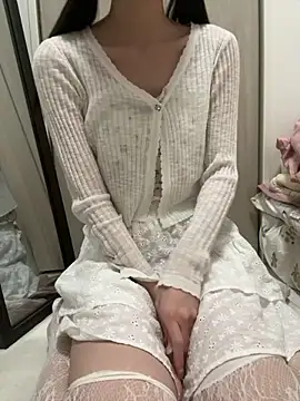 miku pipipi online show from November 27, 2025, 7:27 pm