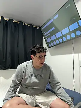 Snapshot of Sam_Rush chatting on June 19, 2026, 3:11 am Sam Rush online show from June 19, 2026, 3:11 am