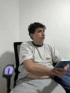 Snapshot of Sam_Rush chatting on July 26, 2026, 4:20 am Sam Rush online show from July 26, 2026, 4:20 am