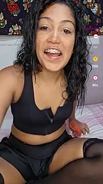 aleexacandy online show from April 18, 2026, 2:54 pm