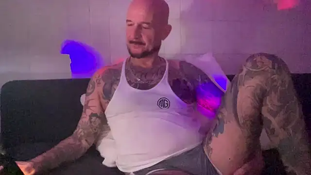 jackssss4 online show from April 17, 2026, 8:56 pm