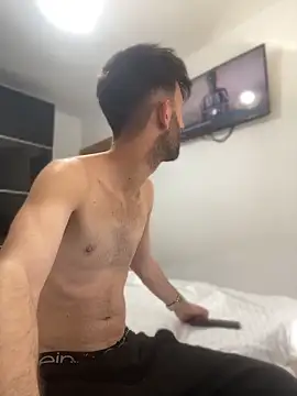 Dondeloquieras4 online show from April 14, 2026, 4:13 pm