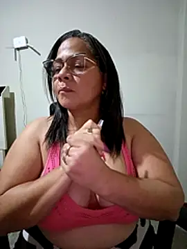 Snapshot of Angie_milf50 chatting on May 10, 2026, 12:49 am Angie milf50 online show from May 10, 2026, 12:49 am