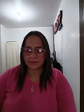 Angie milf50 online show from July 4, 2026, 9:32 pm
