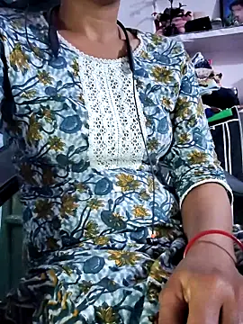 Snapshot of Hot-Rubyy chatting on April 10, 2026, 4:33 pm Hot-Rubyy online show from April 10, 2026, 4:33 pm