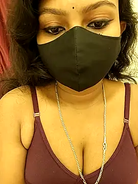 Sexy-suhana- online show from December 16, 2025, 3:22 am