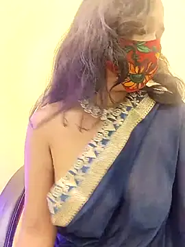 Snapshot of menaxi-baby7 chatting on November 11, 2025, 5:13 pm menaxi-baby7 online show from November 11, 2025, 5:13 pm