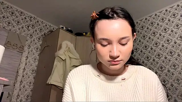 SofiaDreams09 online show from November 3, 2025, 2:18 pm