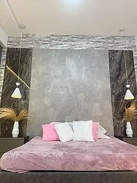 Hannahpradaa  online show from January 7, 2026, 11:23 am