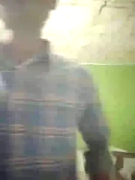 Snapshot of Luckysucks chatting on October 29, 2025, 7:15 pm Luckysucks online show from October 29, 2025, 7:15 pm