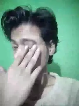 Snapshot of Luckysucks chatting on November 3, 2025, 8:59 am Luckysucks online show from November 3, 2025, 8:59 am