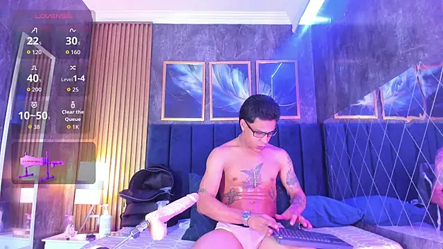 Snapshot of Andrew_Haalls chatting on April 30, 2026, 2:56 pm Andrew Haalls online show from April 30, 2026, 2:56 pm
