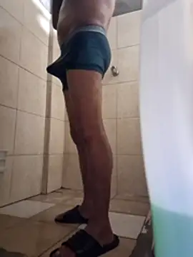 sanz957 online show from November 12, 2025, 3:29 am