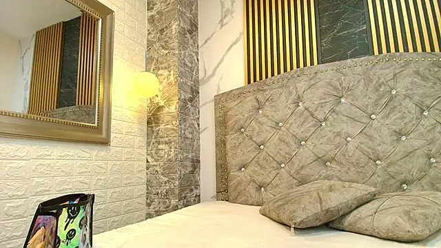 Salome cruxx online show from January 10, 2026, 11:45 am