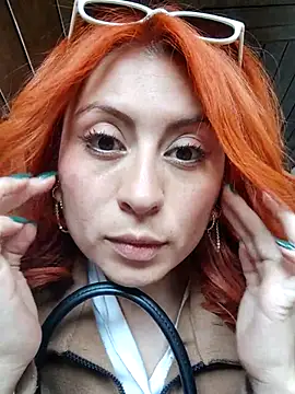 SiennaBite online show from November 27, 2025, 5:59 pm