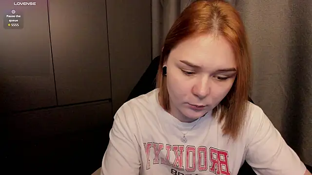 sophia lix online show from April 4, 2026, 2:03 pm