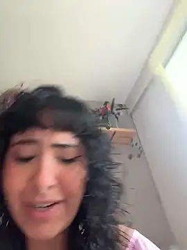 SugarTroubl33 online show from April 20, 2026, 2:09 pm