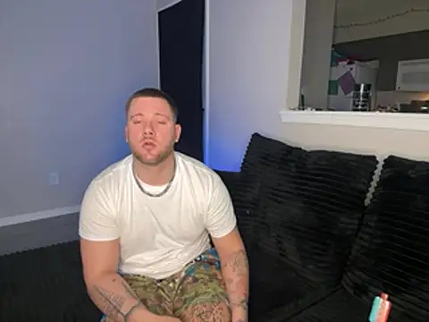 Snapshot of thepornplugz chatting on February 9, 2026, 4:55 pm thepornplugz online show from February 9, 2026, 4:55 pm