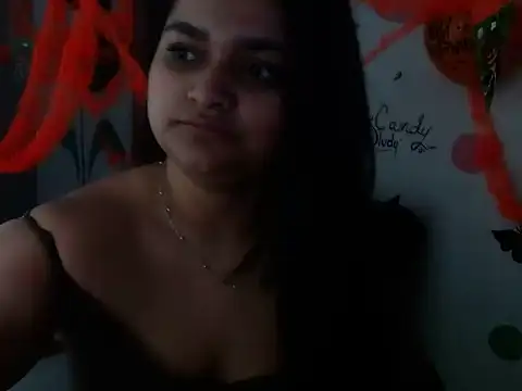 EmmaPayton  online show from October 28, 2025, 3:10 am