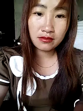 emini-xx online show from April 13, 2026, 2:06 am