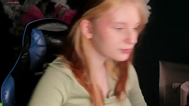Snapshot of AngelWisee chatting on June 20, 2026, 3:09 am AngelWisee online show from June 20, 2026, 3:09 am