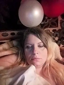 Snapshot of Lana-murr chatting on February 14, 2026, 3:36 am Lana-murr online show from February 14, 2026, 3:36 am