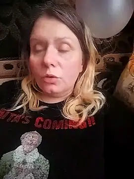 Snapshot of Lana-murr chatting on February 19, 2026, 8:10 am Lana-murr online show from February 19, 2026, 8:10 am