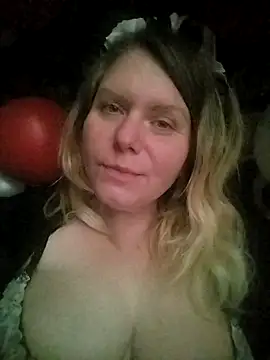 Snapshot of Lana-murr chatting on February 21, 2026, 3:02 pm Lana-murr online show from February 21, 2026, 3:02 pm