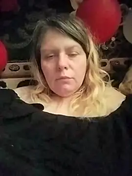 Snapshot of Lana-murr chatting on February 25, 2026, 6:23 am Lana-murr online show from February 25, 2026, 6:23 am