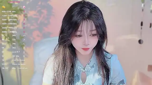 Yiluo95 online show from March 27, 2026, 4:29 pm