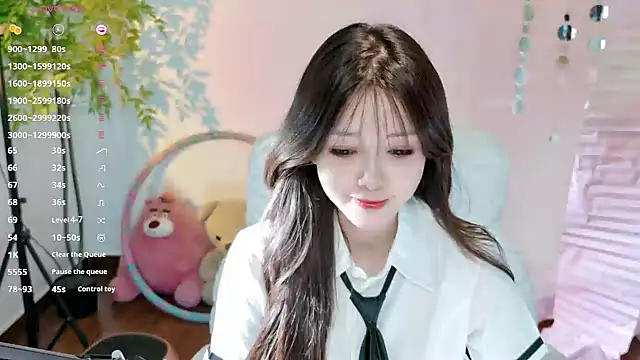 Snapshot of Yiluo95 chatting on May 28, 2026, 4:48 pm Yiluo95 online show from May 28, 2026, 4:48 pm