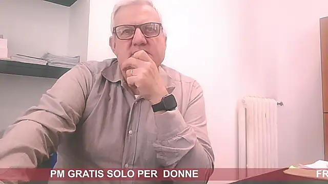 Snapshot of Diegoriv71 chatting on April 22, 2026, 11:56 am Diegoriv71 online show from April 22, 2026, 11:56 am