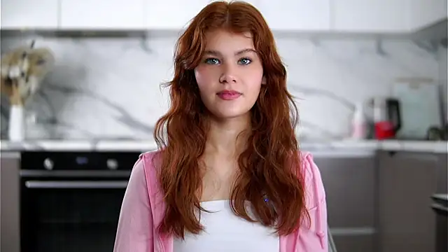 YettaCalabria online show from November 25, 2025, 11:21 am