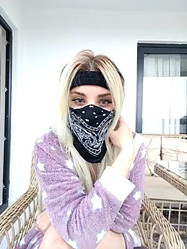 Sweet xxBuse online show from January 18, 2026, 10:19 am