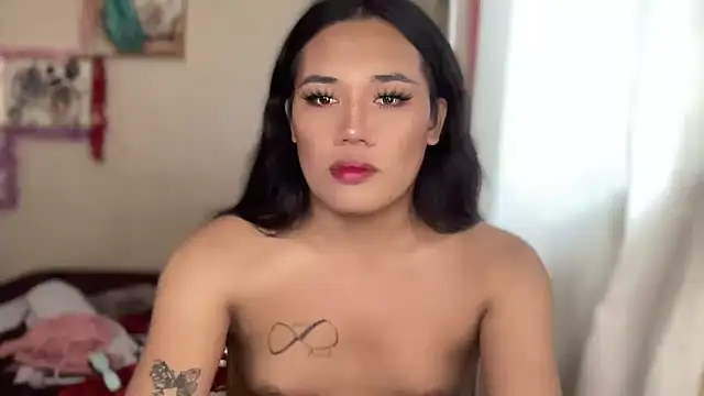 untouchable mia online show from December 18, 2025, 3:45 am