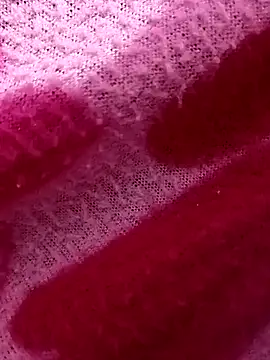 hot couple 000 online show from November 17, 2025, 1:28 pm