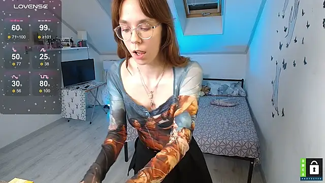 Snapshot of Karina_Bae chatting on October 28, 2025, 5:37 pm Karina Bae online show from October 28, 2025, 5:37 pm