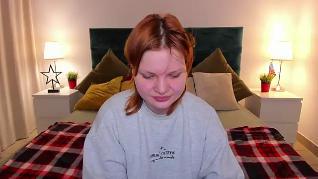 babyyullii online show from March 3, 2026, 6:08 am