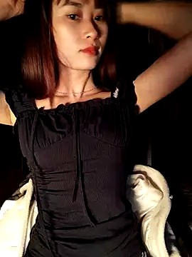 Em xinh01 online show from February 9, 2026, 11:20 pm