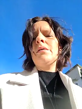 Piediniecollant online show from February 21, 2026, 8:26 am