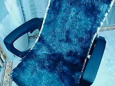 Snapshot of Fiona1010 chatting on November 21, 2025, 12:54 am Fiona1010 online show from November 21, 2025, 12:54 am