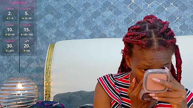 Snapshot of LilithMiller_ chatting on March 21, 2026, 3:00 am LilithMiller online show from March 21, 2026, 3:00 am